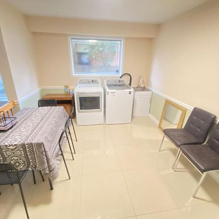 דירות טורונטו 41 Huntsmill Blvd מראה חיצוני תמונה